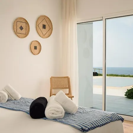 Casa Do Mar - North Coast Ocean Views Villa Calhetas