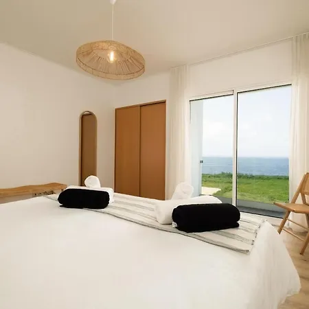 Villa Casa Do Mar - North Coast Ocean Views Calhetas